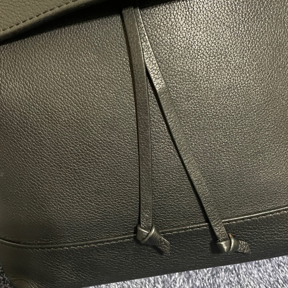 Louis Vuitton Lockme Backpack - Picture 3 of 16